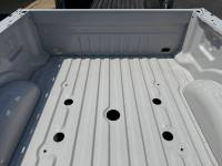 Ford  - 17-22 Ford F-250/F-350 Super Duty Gray/White 6.9ft Short Truck Bed - Image 21