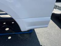 Ford  - 17-22 Ford F-250/F-350 Super Duty Gray/White 6.9ft Short Truck Bed - Image 31