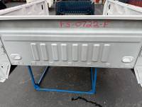 Ford  - 17-22 Ford F-250/F-350 Super Duty Gray/White 6.9ft Short Truck Bed - Image 34