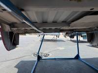 Chevrolet  - 04-05-06 Chevy Silverado 1500 Crew Cab White/Burgundy 5.8ft Short Truck Bed - Image 74