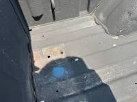 Chevrolet  - 04-05-06 Chevy Silverado 1500 Crew Cab White/Burgundy 5.8ft Short Truck Bed - Image 16