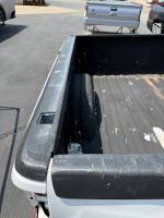 Chevrolet  - 04-05-06 Chevy Silverado 1500 Crew Cab White/Burgundy 5.8ft Short Truck Bed - Image 23