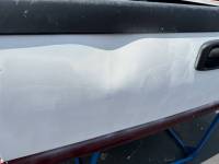 Chevrolet  - 04-05-06 Chevy Silverado 1500 Crew Cab White/Burgundy 5.8ft Short Truck Bed - Image 24