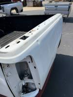 Chevrolet  - 04-05-06 Chevy Silverado 1500 Crew Cab White/Burgundy 5.8ft Short Truck Bed - Image 36