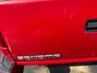 Chevrolet  - 94-03 Chevy S-10/GMC Sonoma Red 6ft Short Step-side Truck Bed - Image 43