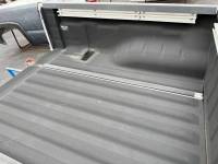 Nissan  - 05-21 Nissan Frontier Silver 5 ft Crew Cab Short Bed - Image 7