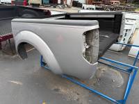 Nissan  - 05-21 Nissan Frontier Silver 5 ft Crew Cab Short Bed - Image 10