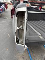 Nissan  - 05-21 Nissan Frontier Silver 5 ft Crew Cab Short Bed - Image 12