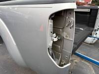 Nissan  - 05-21 Nissan Frontier Silver 5 ft Crew Cab Short Bed - Image 14