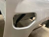 GMC - Copy of 15-22 GMC CANYON 5FT  WHITE CREW CAB - Image 23