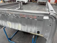 Toyota  - 04-06 Toyota Tacoma Silver 5ft Crew Cab Short Truck Bed - Image 2