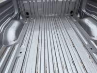 Toyota  - 04-06 Toyota Tacoma Silver 5ft Crew Cab Short Truck Bed - Image 28