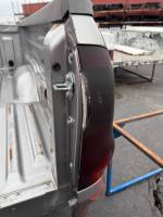 Toyota  - 04-06 Toyota Tacoma Silver 5ft Crew Cab Short Truck Bed - Image 34