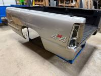 Chevrolet  - 99-06 Chevy Silverado/GMC Sierra Pewter 8ft Long Bed - Image 21