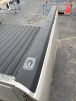 Chevrolet  - 04-05-06 Chevy Silverado 1500 Crew Cab Pewter 5.8ft Short Truck Bed - Image 5