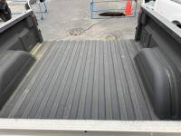 Chevrolet  - 04-05-06 Chevy Silverado 1500 Crew Cab Pewter 5.8ft Short Truck Bed - Image 6