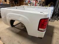 GMC - 07-13 GMC Sierra White 6.5ft Short Truck Bed - Image 3