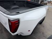Ford  - Used 20-C GMC Sierra 3500 8ft Pearl White Dually Long Truck Bed - Image 6