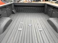 Ford  - Used 20-C GMC Sierra 3500 8ft Pearl White Dually Long Truck Bed - Image 12