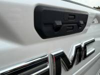 Ford  - Used 20-C GMC Sierra 3500 8ft Pearl White Dually Long Truck Bed - Image 25