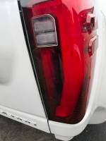 Ford  - Used 20-C GMC Sierra 3500 8ft Pearl White Dually Long Truck Bed - Image 32