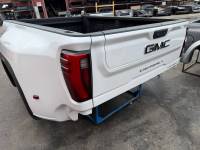 Ford  - Used 20-C GMC Sierra 3500 8ft Pearl White Dually Long Truck Bed - Image 65