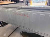 Chevrolet  - 04-05-06 Chevy Silverado 1500 Crew Cab White 5.8ft Short Truck Bed - Image 4