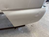 Chevrolet  - 04-05-06 Chevy Silverado 1500 Crew Cab White 5.8ft Short Truck Bed - Image 19