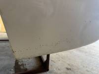 Chevrolet  - 04-05-06 Chevy Silverado 1500 Crew Cab White 5.8ft Short Truck Bed - Image 32