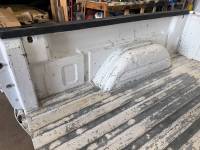 Chevrolet  - 04-05-06 Chevy Silverado 1500 Crew Cab White 5.8ft Short Truck Bed - Image 44