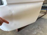 Chevrolet  - 04-05-06 Chevy Silverado 1500 Crew Cab White 5.8ft Short Truck Bed - Image 56