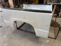 Chevrolet  - 04-05-06 Chevy Silverado 1500 Crew Cab White 5.8ft Short Truck Bed - Image 64