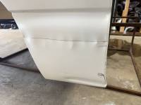 Chevrolet  - 04-05-06 Chevy Silverado 1500 Crew Cab White 5.8ft Short Truck Bed - Image 69