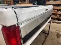 Ford  - Used 87-96 Ford F-150/F-250/F-350 Dual Tank 6.5ft White Short Bed - Image 45
