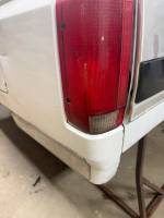 Ford  - Used 87-96 Ford F-150/F-250/F-350 Dual Tank 6.5ft White Short Bed - Image 46