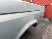 Ford  - Used 87-96 Ford F-150/F-250/F-350 Dual Tank 6.5ft Silver Short Bed - Image 29