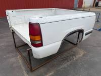 99-06 Chevy Silverado/ GMC Sierra White 6.5ft Short Bed