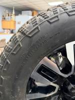 New takeoff 11-25 GMC DENALI 20" CHROME AND BLACK 8 LUG W/ GOODYEAR WRANGLER AT LT275/65/R20  - Image 3