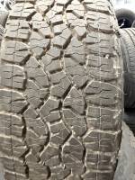 New takeoff 11-25 GMC DENALI 20" CHROME AND BLACK 8 LUG W/ GOODYEAR WRANGLER AT LT275/65/R20  - Image 6