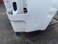 Chevrolet  - 07-13 Chevy Silverado White 6.5ft Short Bed - Image 32