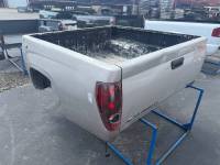 Chevrolet  - 04-12 Chevy Colorado Pewter 5ft Crew Cab Short Truck Bed - Image 3