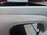 Chevrolet  - 04-12 Chevy Colorado Pewter 5ft Crew Cab Short Truck Bed - Image 34