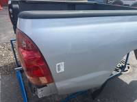 Toyota  - Used 05-15 Toyota Tacoma Access Cab 6ft Silver Short Bed - Image 35