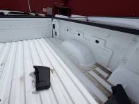 20-C GMC Sierra 2500/3500 6.9ft Pearl White Short Truck Bed Without Tailgate or Taillights - Image 13