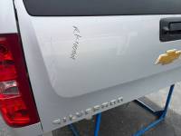 Chevrolet  - 07-13 Chevy Silverado Silver 8ft Long Truck Bed - Image 47