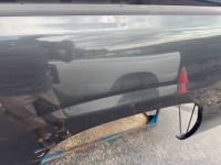 Chevrolet  - 99-06 Chevy Silverado/GMC Sierra Charcoal 6.5ft Short Bed - Image 50