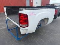 07-13 GMC Sierra White 6.6ft Short Truck Bed