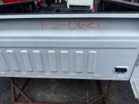 Ford  - 17-22 Ford F-250/F-350 Super Duty Star White 6.9ft Short Truck Bed - Image 2