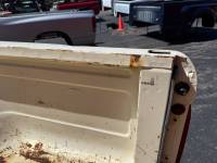 Ford  - Used 87-96 Ford F-150/F-250/F-350 8ft Cream White Dual Tank Long Bed - Image 45