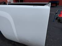 Chevrolet  - 07-13 Chevy Silverado White 8ft Long Truck Bed - Image 9